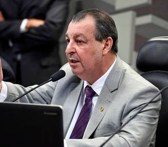 Imagem - Senador Omar Aziz (PSD) é eleito governador do Amazonas no 2º turno