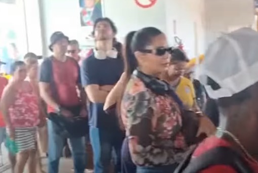 Imagem - Falta de lanchas provoca filas e dificulta retorno de eleitores entre Belém e Barcarena; MP é acionado