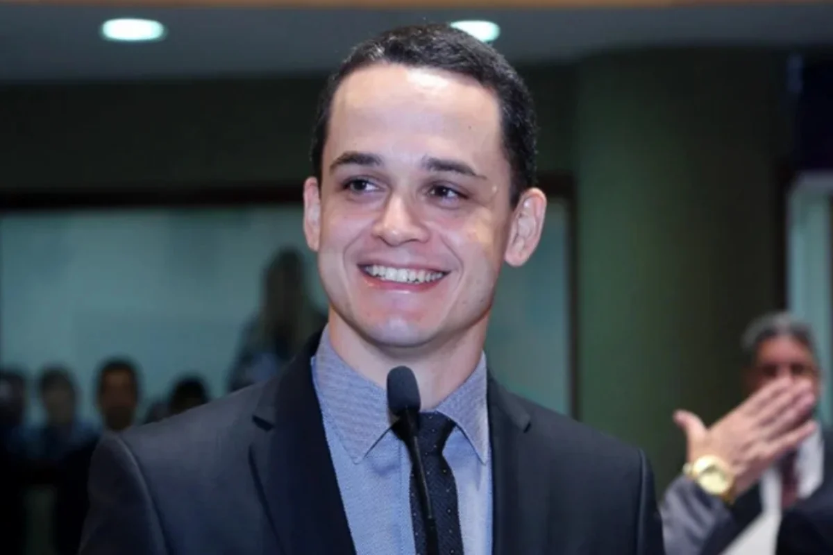 Ex-prefeito de Vitória, Lorenzo Pazolini (Republicanos) é eleito governador do Espírito Santo
