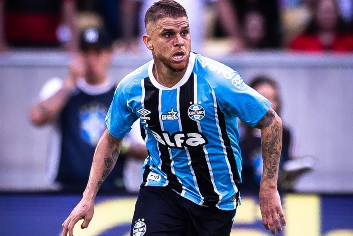 Clube gaúcho já estava impedido de registrar jogadores por três janelas de transferências devido a pendências na contratação de Miguel Monsalve e também enfrenta cobranças de outros clubes.