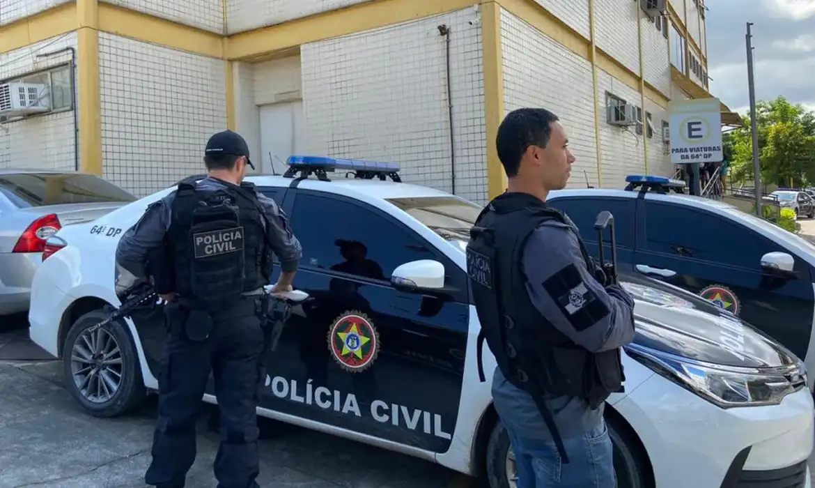 PC desmantela esquema de escravidão sexual de menores no RJ