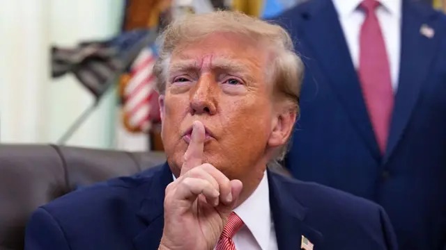 Presidente americano voltou a criticar o resultado da votação
