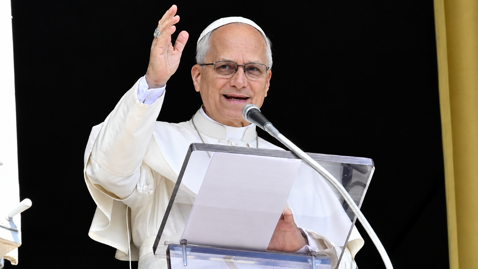 Papa Leão XIV fez história ao se tornar o primeiro pontífice a votar em uma eleição nos Estados Unidos. 